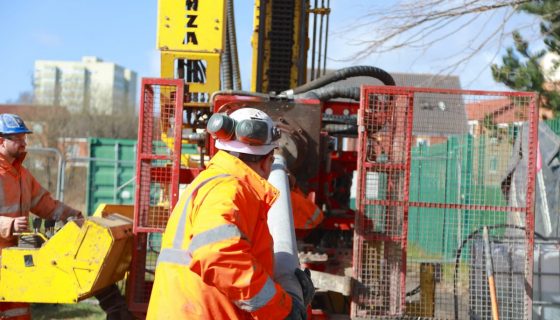 Drilling for mine water heat