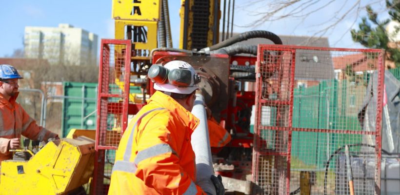 Drilling for mine water heat
